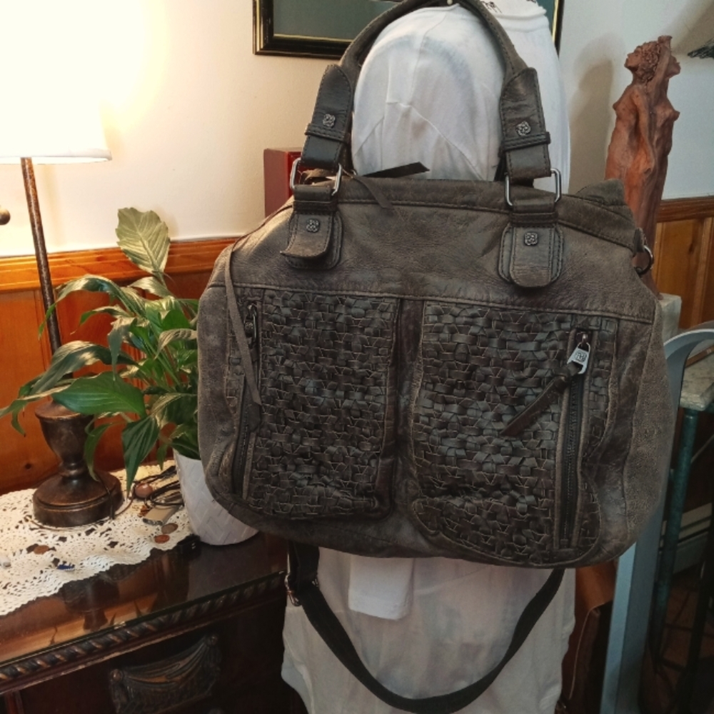 Elliott Lucca Vintage Messina. Leather Weave Hobo/crossbody/Shoulder Bag